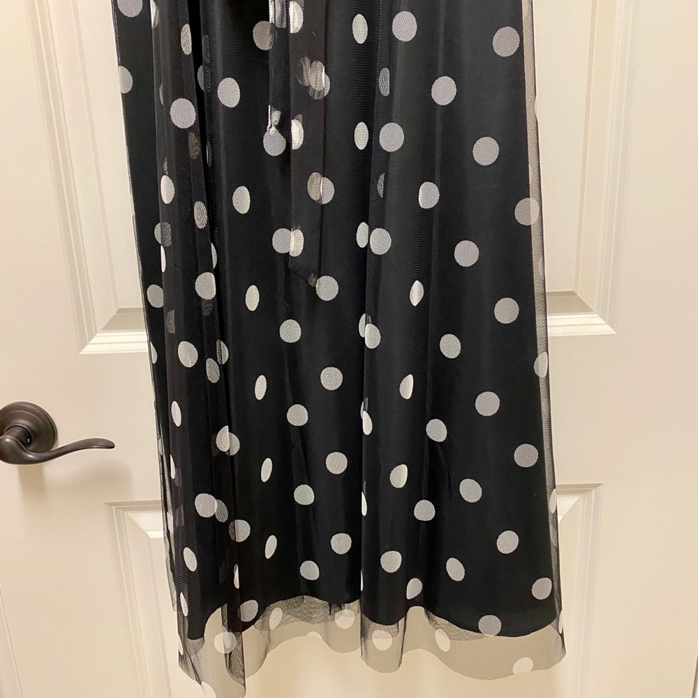Dress - Picture 2 of 4